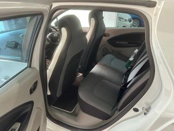 Renault Zoe 22kWh Dynamique Intens Hatchback 5dr Electric Auto (88 bhp)