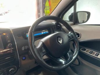 Renault Zoe 22kWh Dynamique Intens Hatchback 5dr Electric Auto (88 bhp)