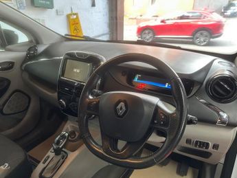 Renault Zoe 22kWh Dynamique Intens Hatchback 5dr Electric Auto (88 bhp)