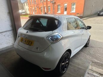 Renault Zoe 22kWh Dynamique Intens Hatchback 5dr Electric Auto (88 bhp)