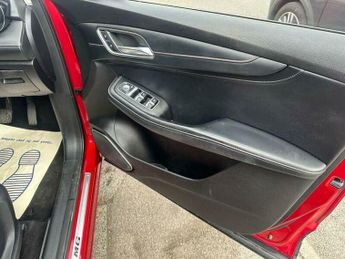 MG MG HS 1.5 T-GDI Excite DCT Euro 6 (s/s) 5dr