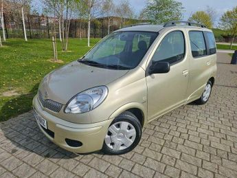 Toyota Yaris Verso 1.3 VVT-i T3 5dr