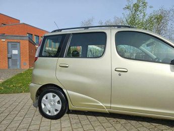 Toyota Yaris Verso 1.3 VVT-i T3 5dr