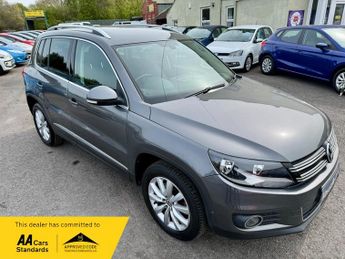 Volkswagen Tiguan MATCH TDI BLUEMOTION TECHNOLOGY NAV+P/SENS+CRUISE+TWO KEYS