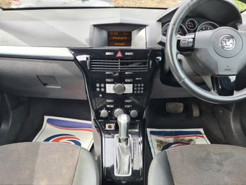 Vauxhall Astra DESIGN 140