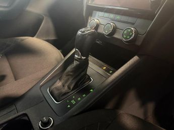 Skoda Octavia 1.6 TDI S Estate 5dr Diesel DSG Euro 6 (s/s) (115 ps)