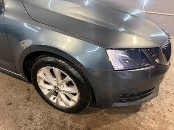 Skoda Octavia 1.6 TDI S Estate 5dr Diesel DSG Euro 6 (s/s) (115 ps)