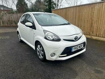 Toyota AYGO 1.0 VVT-i Fire Euro 5 5dr