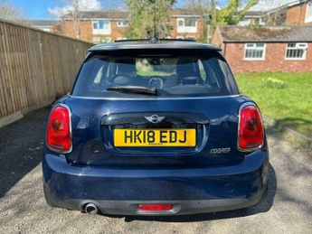 MINI Hatch 1.5 Cooper Seven Auto Euro 6 (s/s) 3dr