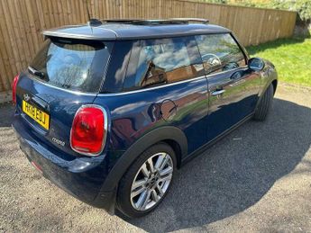 MINI Hatch 1.5 Cooper Seven Auto Euro 6 (s/s) 3dr
