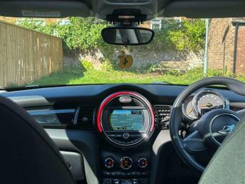 MINI Hatch 1.5 Cooper Seven Auto Euro 6 (s/s) 3dr