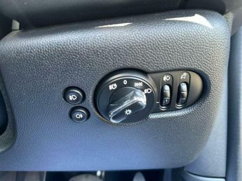 MINI Hatch 1.5 Cooper Seven Auto Euro 6 (s/s) 3dr