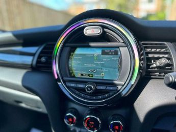 MINI Hatch 1.5 Cooper Seven Auto Euro 6 (s/s) 3dr