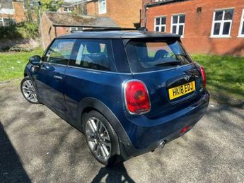 MINI Hatch 1.5 Cooper Seven Auto Euro 6 (s/s) 3dr