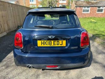 MINI Hatch 1.5 Cooper Seven Auto Euro 6 (s/s) 3dr