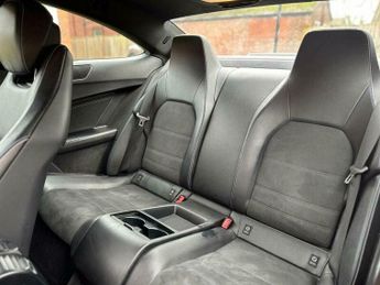 Mercedes-Benz C Class 2.1 C220 CDI AMG Sport Edition G-Tronic+ Euro 5 (s/s) 2dr