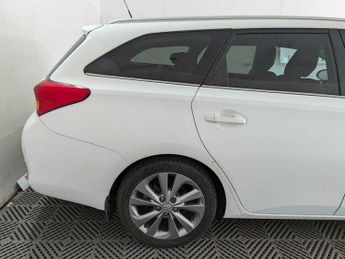 Toyota Auris 1.8 VVT-h Excel Touring Sports CVT Euro 5 (s/s) 5dr