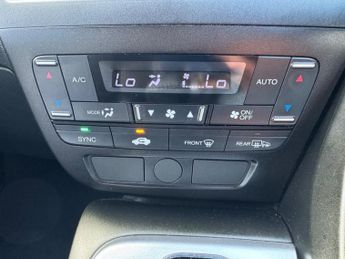 Honda Civic I-VTEC SE PLUS