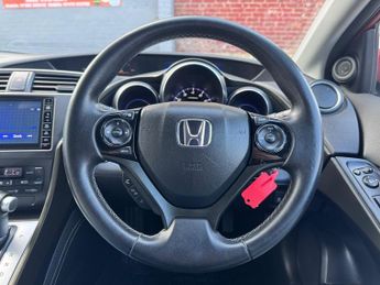 Honda Civic I-VTEC SE PLUS