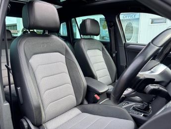 Volkswagen Tiguan R-LINE TDI DSG