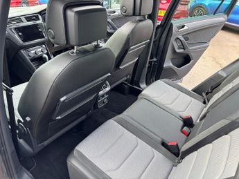 Volkswagen Tiguan R-LINE TDI DSG