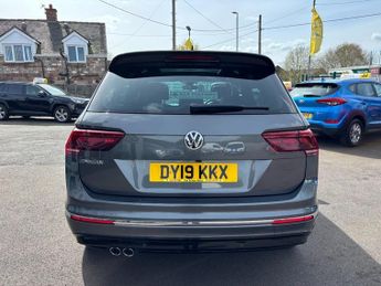Volkswagen Tiguan R-LINE TDI DSG