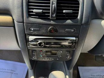 Renault Clio 1.6 16v Initiale 5dr