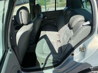 Renault Clio 1.6 16v Initiale 5dr
