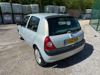 Renault Clio 1.6 16v Initiale 5dr