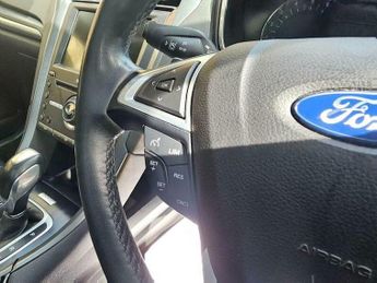 Ford Mondeo 2.0 TDCi Titanium Powershift Euro 6 (s/s) 5dr