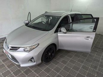 Toyota Auris 1.8 VVT-h Icon+ Touring Sports CVT Euro 5 (s/s) 5dr
