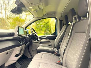 Ford Transit Custom 320 LIMITED L2H1 DCIV ECOBLUE