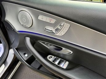 Mercedes E Class E 220 D PREMIUM