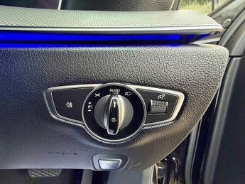 Mercedes E Class E 220 D PREMIUM