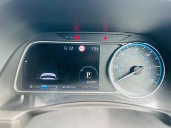 Nissan Leaf 40kWh Tekna Hatchback 5dr Electric Auto (150 ps)
