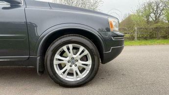 Volvo XC90 2.4 D5 SE Lux Geartronic 4WD Euro 5 5dr