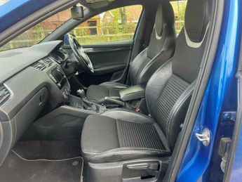 Skoda Octavia 2.0 TDI vRS DSG Euro 6 (s/s) 5dr (SNav)