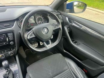 Skoda Octavia 2.0 TDI vRS DSG Euro 6 (s/s) 5dr (SNav)