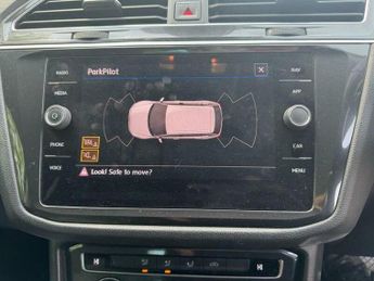 Volkswagen Tiguan 2.0 TDI SE Navigation DSG Euro 6 (s/s) 5dr