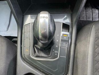 Volkswagen Tiguan 2.0 TDI SE Navigation DSG Euro 6 (s/s) 5dr
