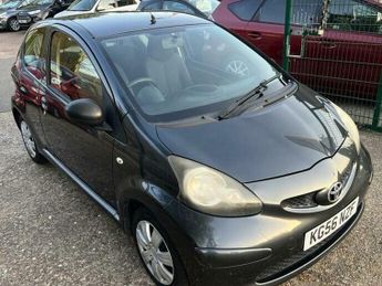 Toyota AYGO 1.0 VVT-i + Hatchback 3dr Petrol Manual Euro 4 (67 bhp)