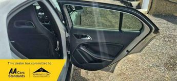 Mercedes-Benz C Class 2.1 GLA220d AMG Line (Premium Plus) 7G-DCT 4MATIC Euro 6 (s/s) 5