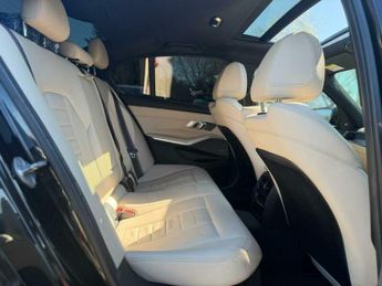 BMW 3 SERIES 330i M SPORT