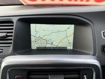 Volvo V60 D2 BUSINESS EDITION-AUTO, ONLY £20 ROAD TAX, 1 FORMER OWNER, FUL