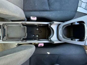 Toyota Prius 1.8 VVT-h T Spirit CVT Euro 5 (s/s) 5dr