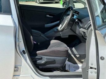 Toyota Prius 1.8 VVT-h T Spirit CVT Euro 5 (s/s) 5dr