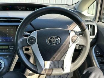 Toyota Prius 1.8 VVT-h T Spirit CVT Euro 5 (s/s) 5dr