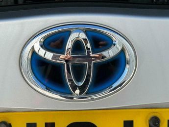Toyota Prius 1.8 VVT-h T Spirit CVT Euro 5 (s/s) 5dr