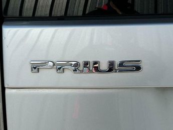 Toyota Prius 1.8 VVT-h T Spirit CVT Euro 5 (s/s) 5dr