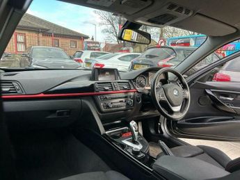 BMW 3 SERIES 2.0 318d Sport Touring Auto Euro 5 (s/s) 5dr